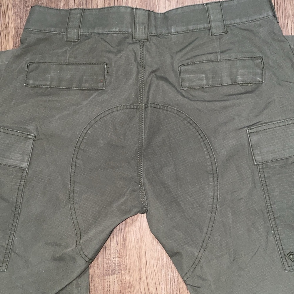 MEN'S V2 TACTICAL PANTS- Green- size 36/34. Great condition - Picture 6 of 7